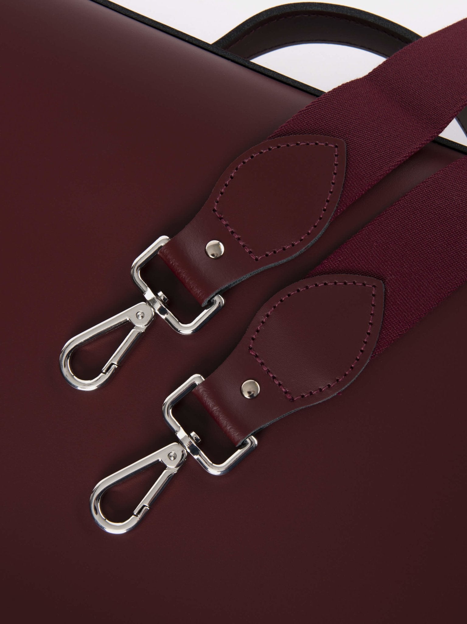 The 16.5 Inch Batchel - Oxblood with Webbing Strap - The Cambridge Satchel Co.
