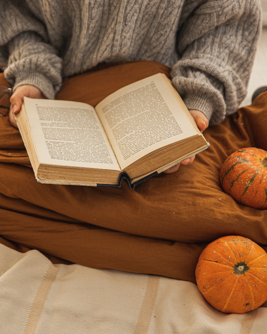 The Cambridge Satchel Book Club (spooky edition)