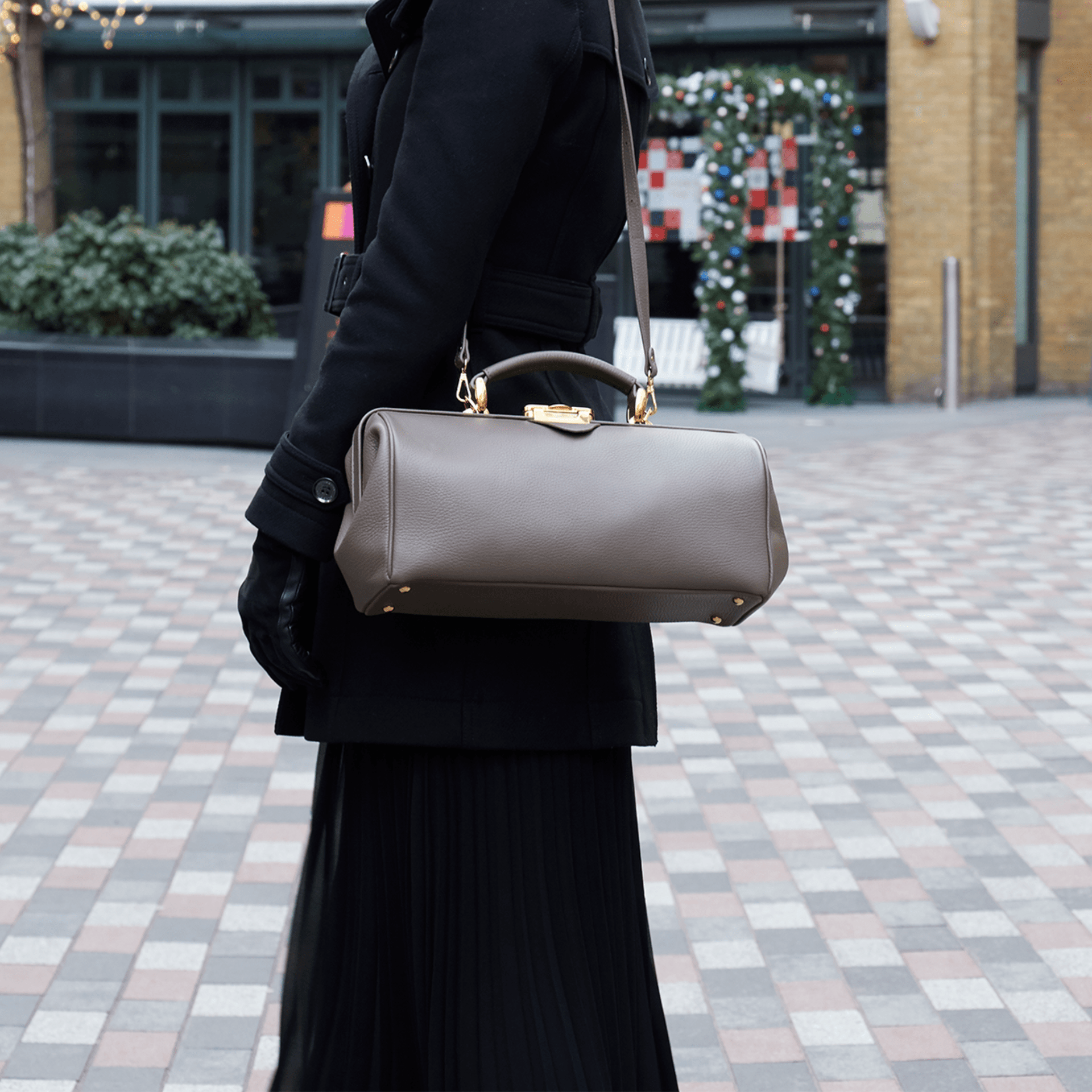 Doctor Graduation Gifts: The Doctor’s Bag - Cambridge Satchel