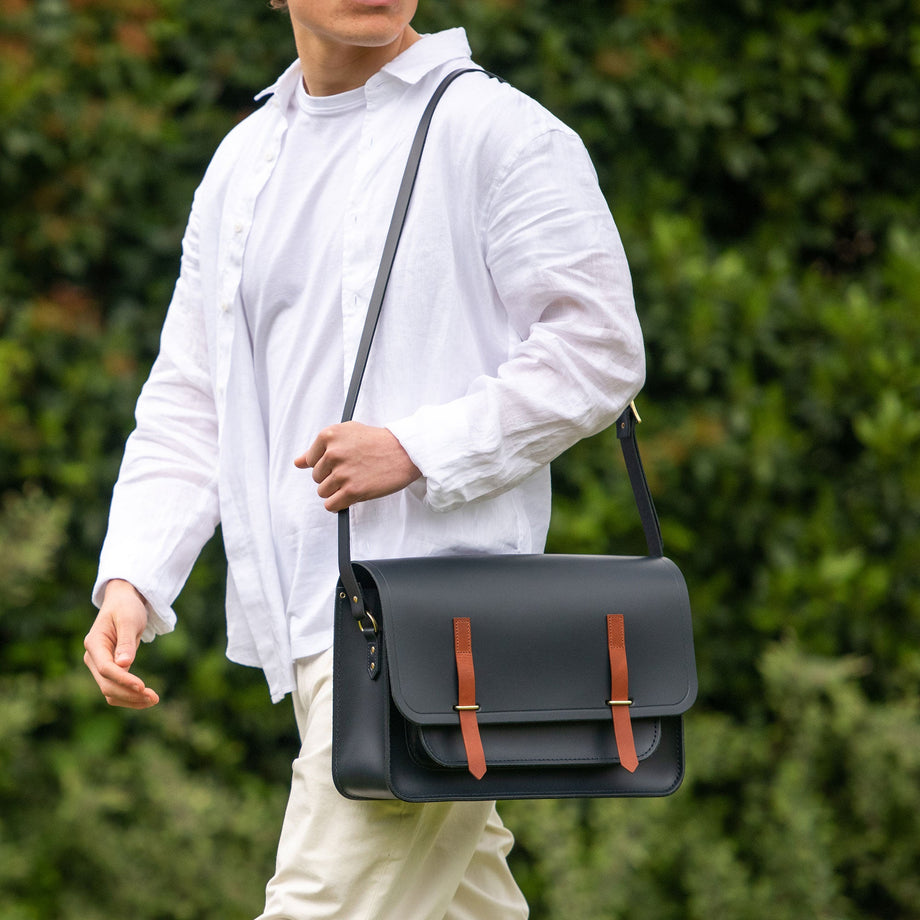 Gifts for Friends: Thoughtful and Stylish Presents to Celebrate a Special Bond - Cambridge Satchel