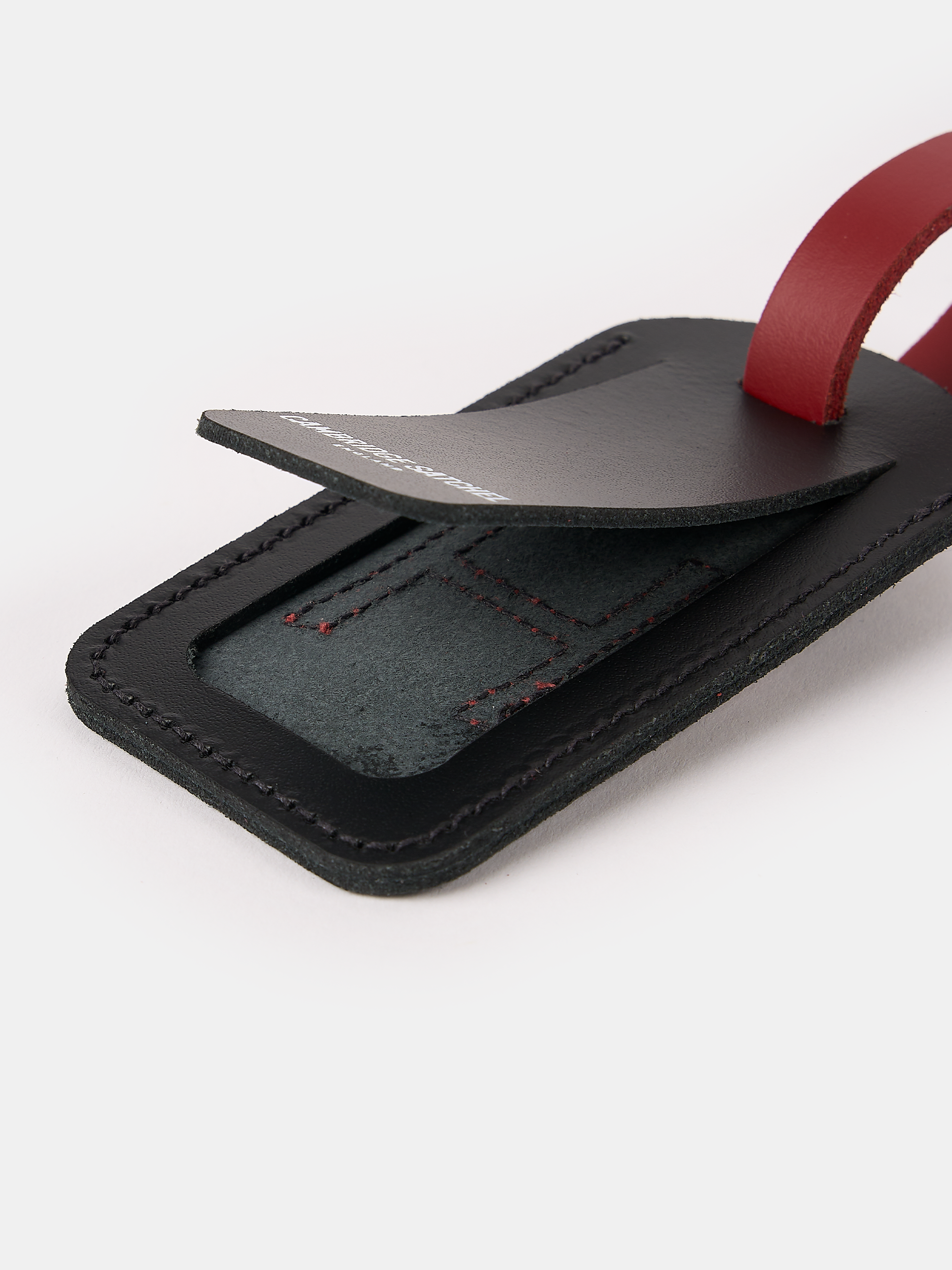 The Luggage Tag - Black with Harvard H