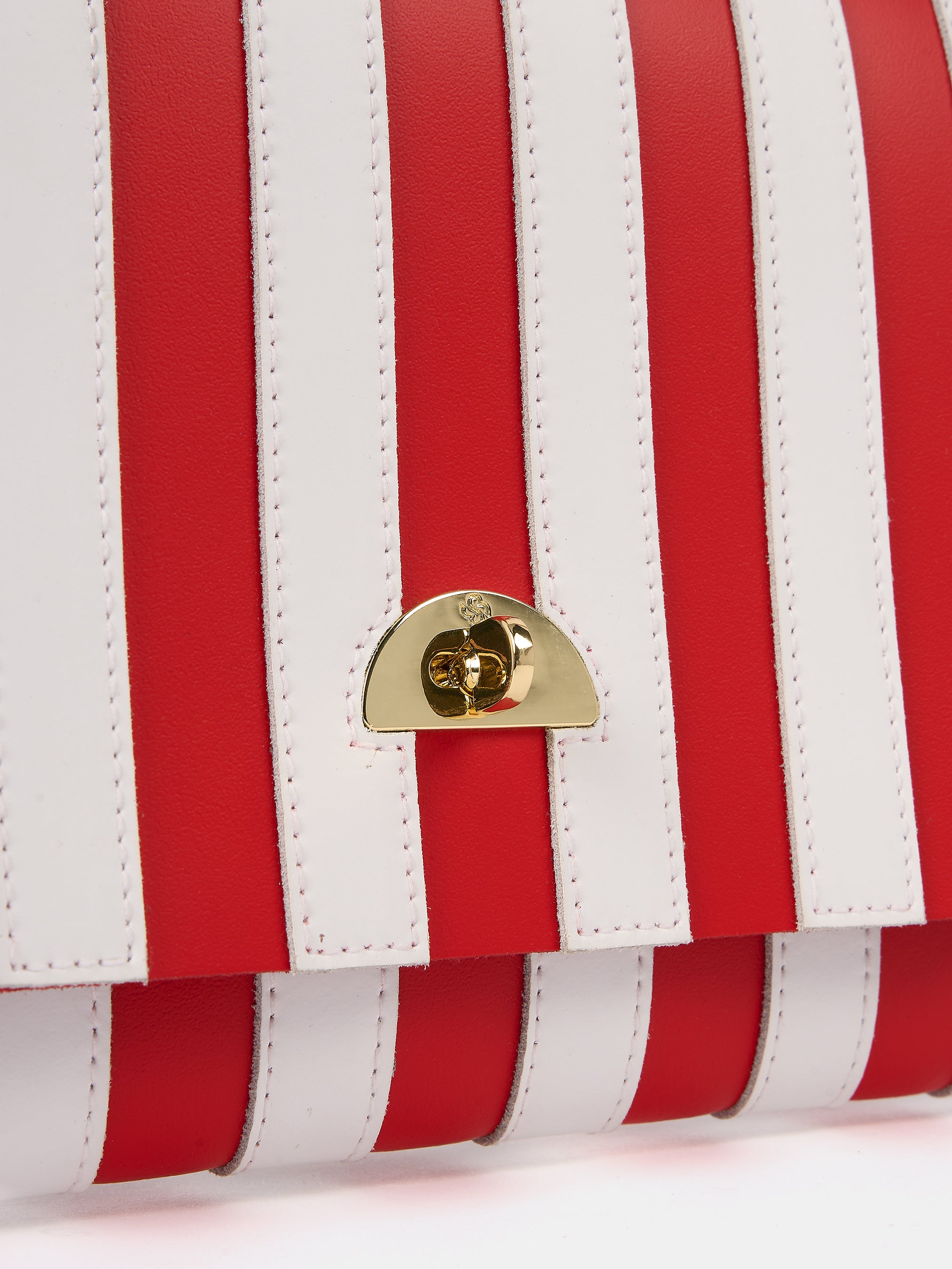 The Oversized Twist Lock Pouch - Bright Red & Brilliant White