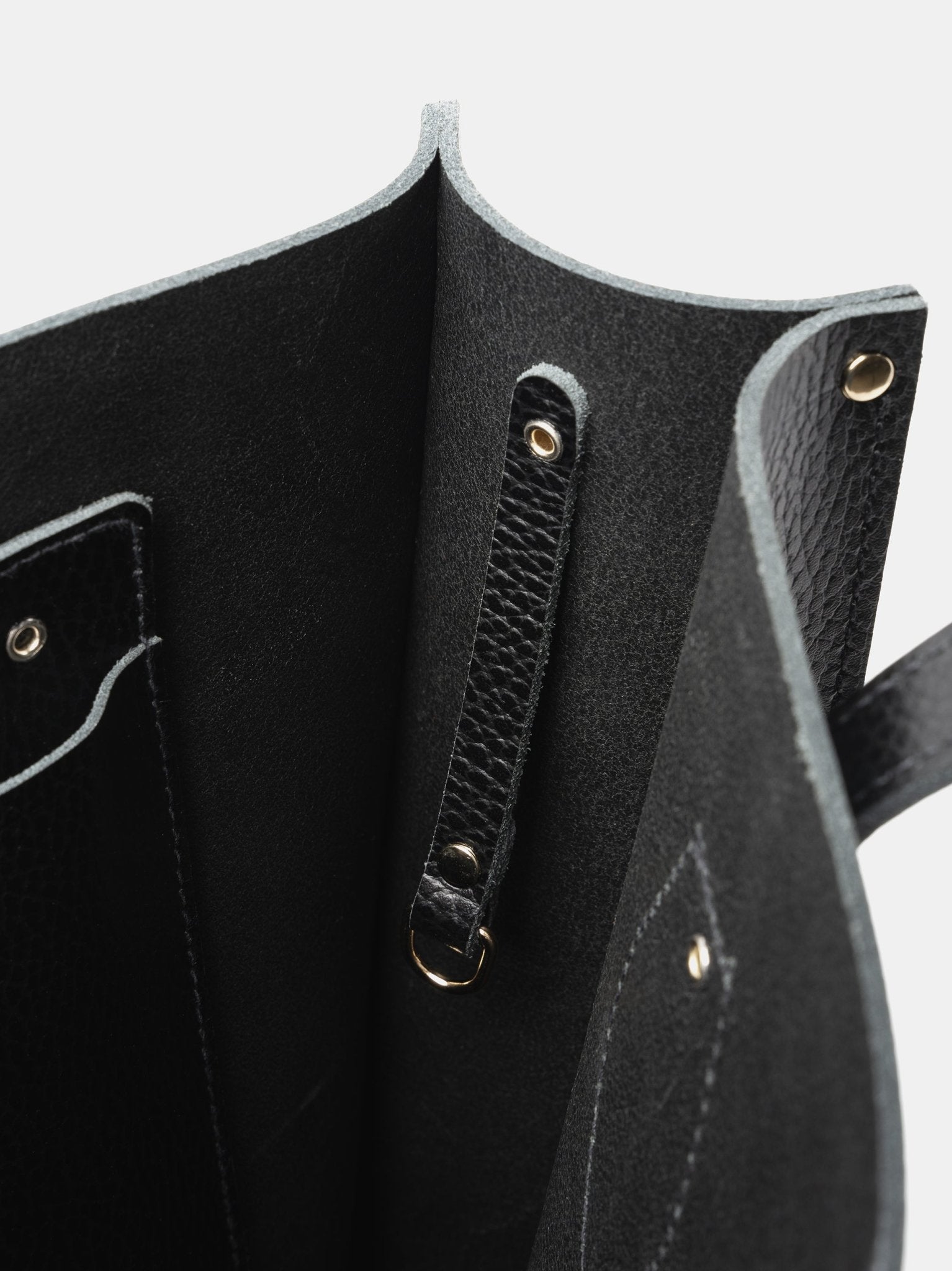 The Tote - Black Celtic Grain - Cambridge Satchel